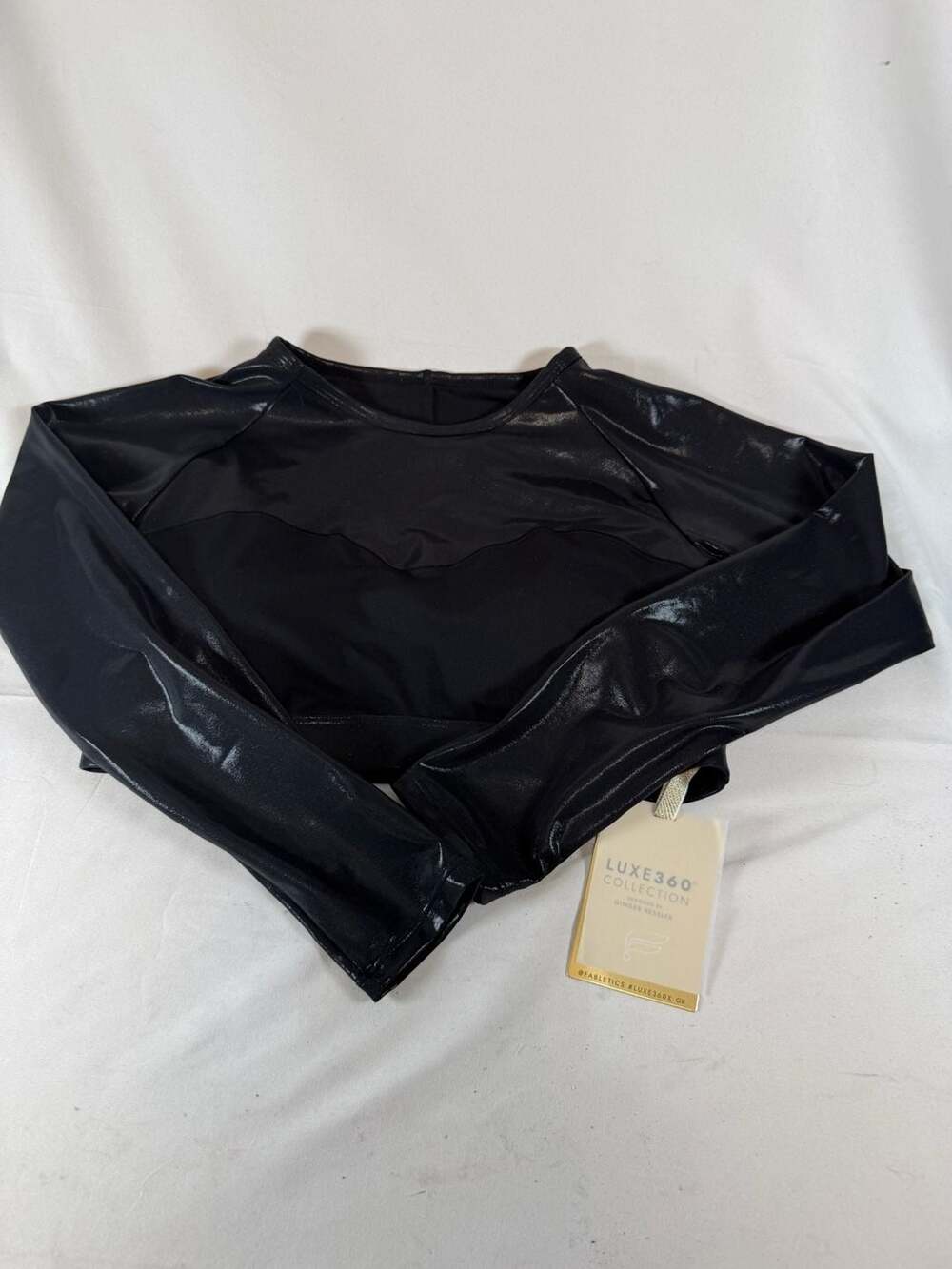 Fabletics Luxe360 Long Sleeve Crop Top Size L Black Y2K Quiet Luxury Going Out M